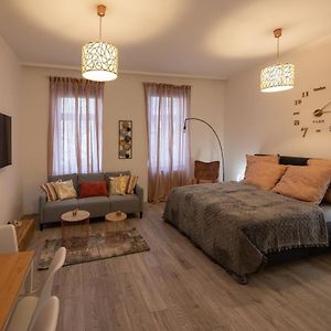The Vienna Stay By Radiant